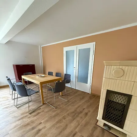 Holiday home Fuer Familientreffen Mit Grossem Garten, Parkplaetzen Erfurt