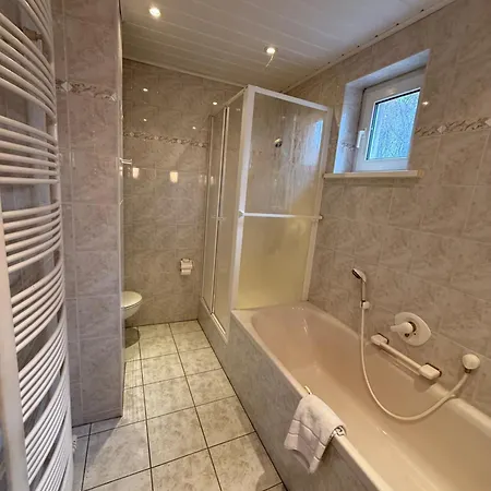 Fuer Familientreffen Mit Grossem Garten, 4 Schlafzimmer, 2 Baeder, Parkplaetze *