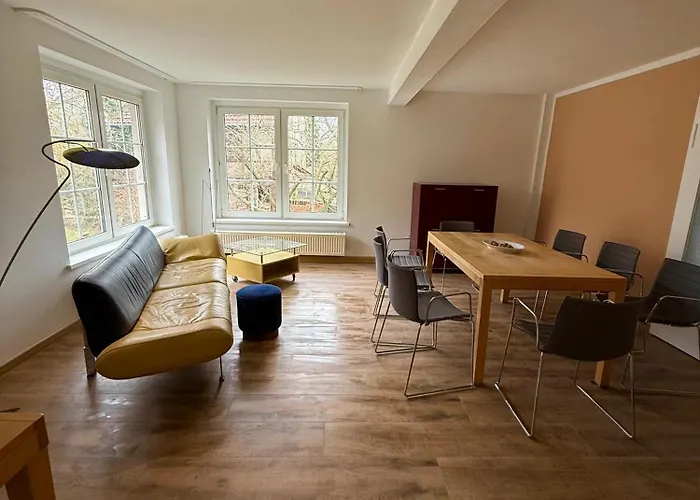 Fuer Familientreffen Mit Grossem Garten, Parkplaetzen Holiday home *